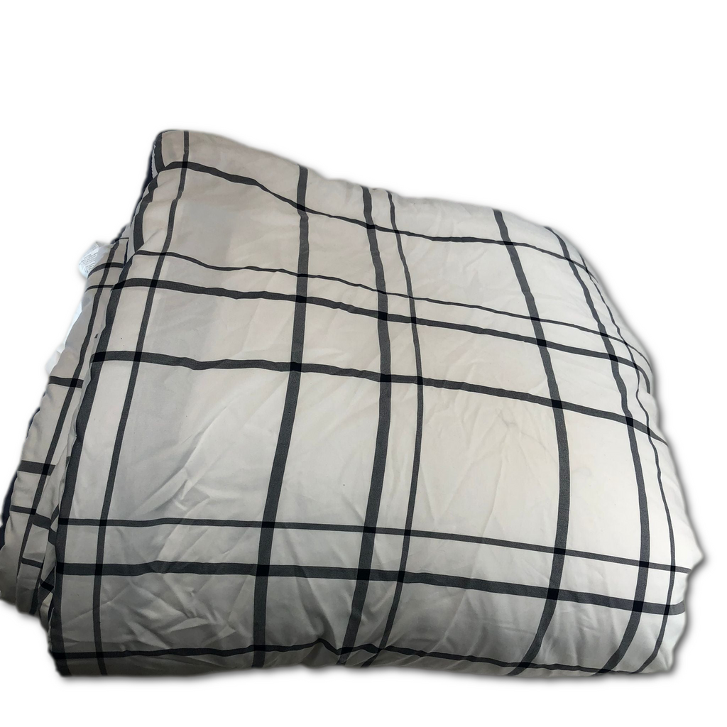 Thomasville Relaxed Wash Comforter Set - Used with Minor Stain
