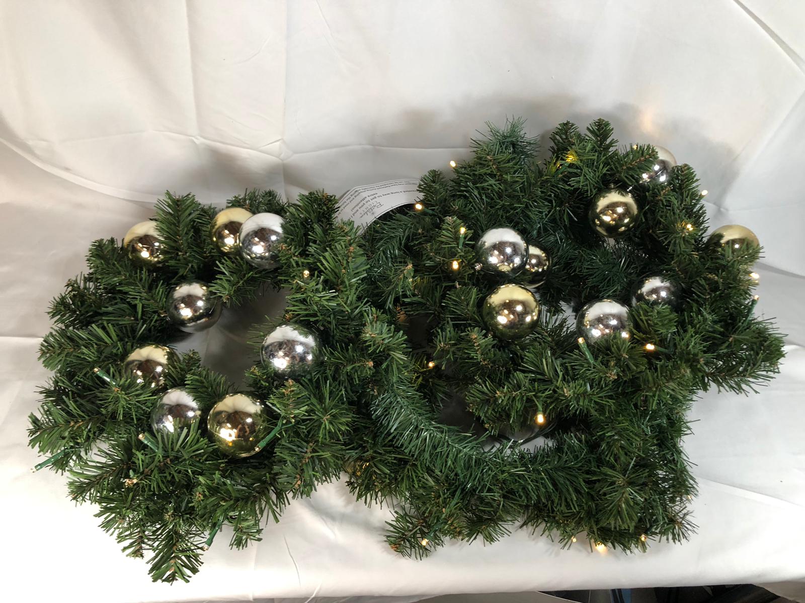 Casa Zeta-Jones Indoor/Outdoor Holiday 3-Piece Illuminated Wreath w/ Timer
