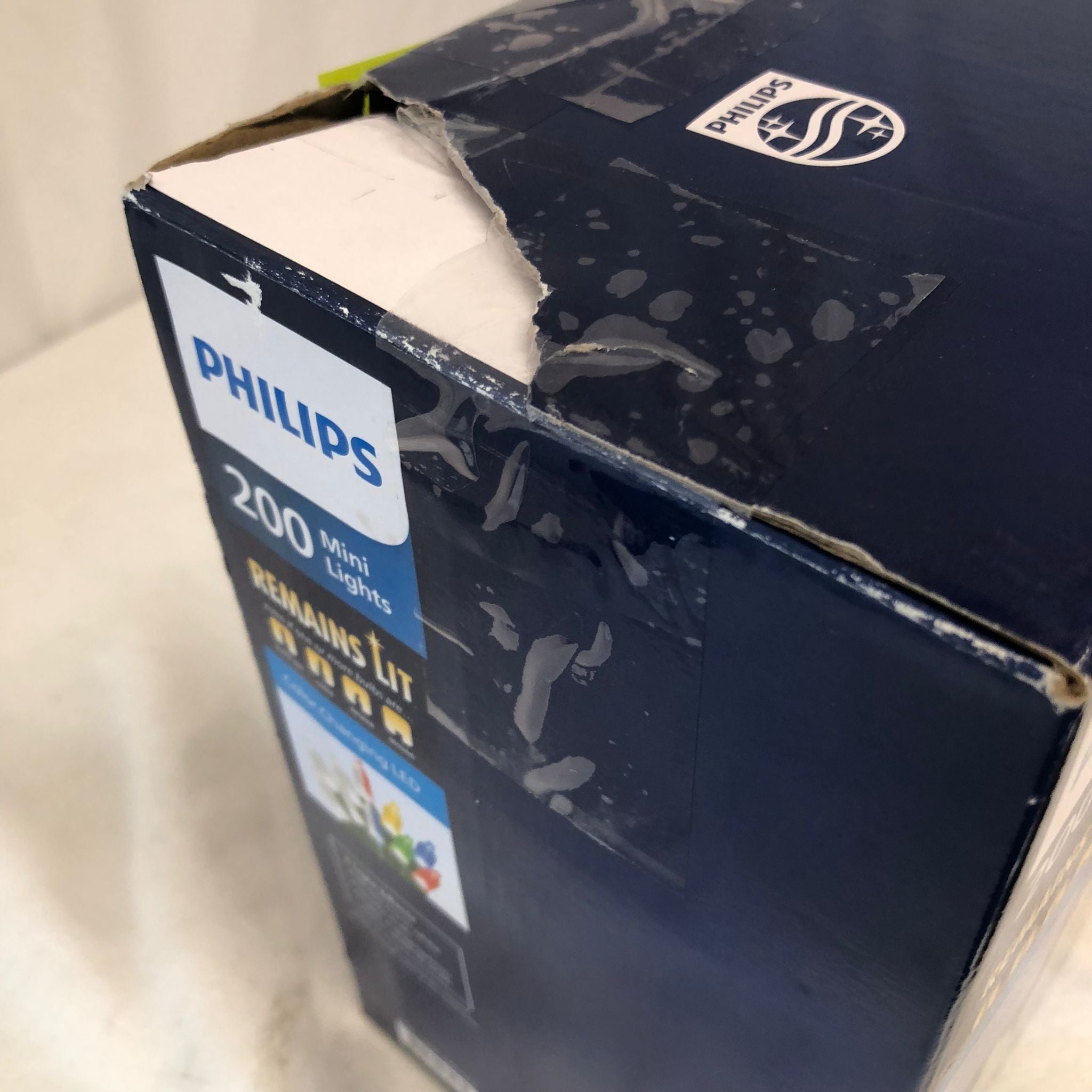 Philips LED Christmas Lights - 200 Ct - Damaged Box