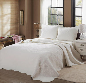 Reversible Full Cotton Coverlet Set with Scalloped Edge